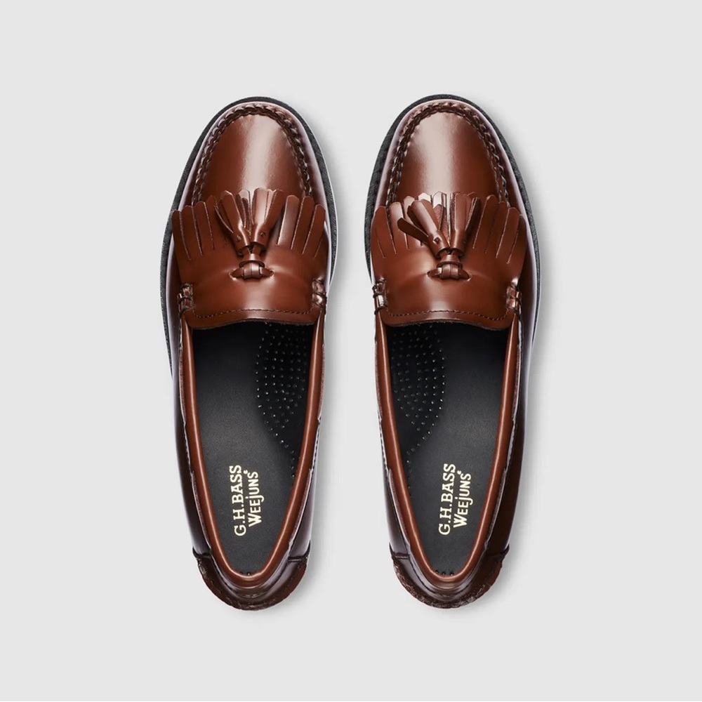G. H. Bass Esther Kiltie Tassel Weejuns Loafer in Cognac Size 8